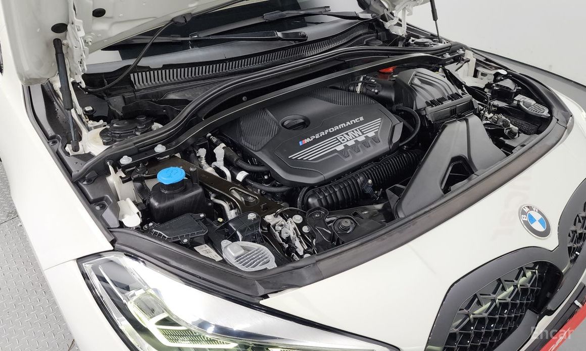 1 Series (F40)M135i xDrive 7