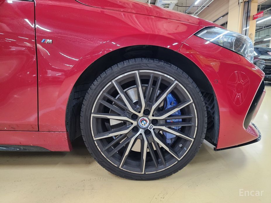 1 Series (F40)M135i xDrive Prism 17