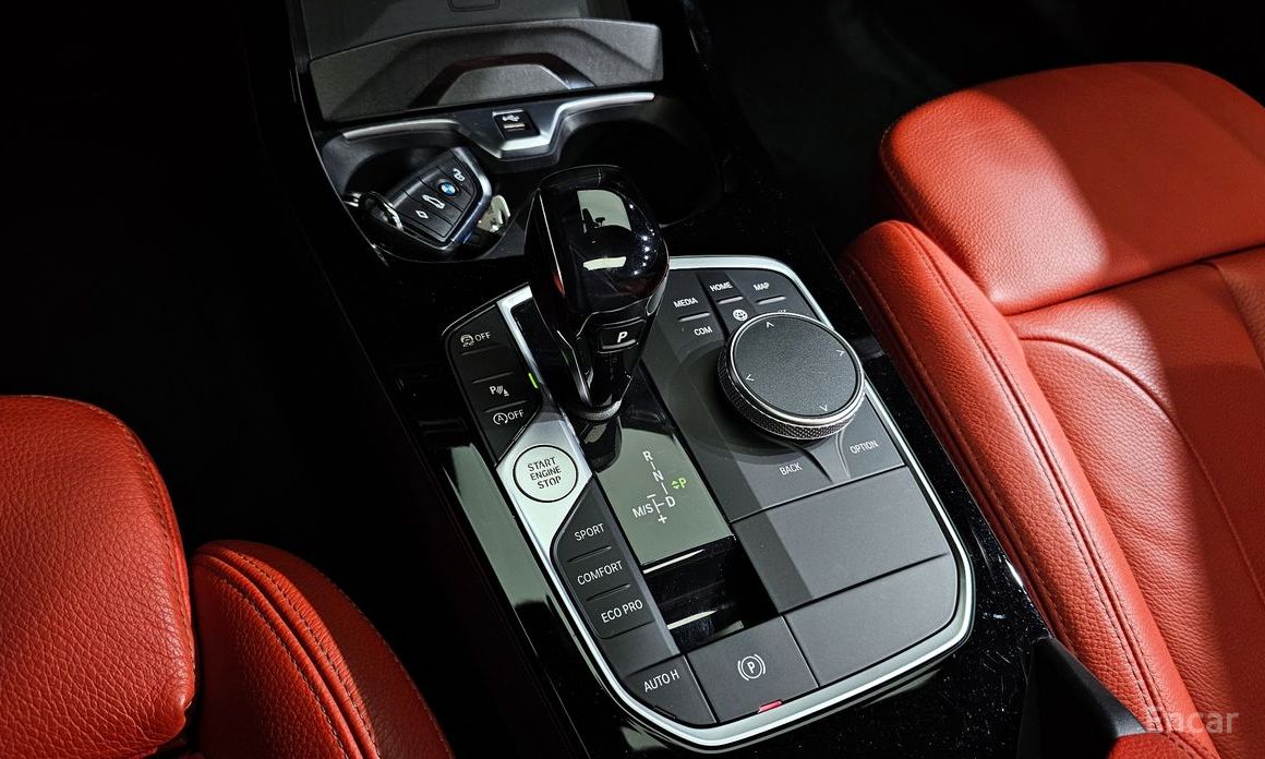 1 Series (F40) 118d M Sport 10