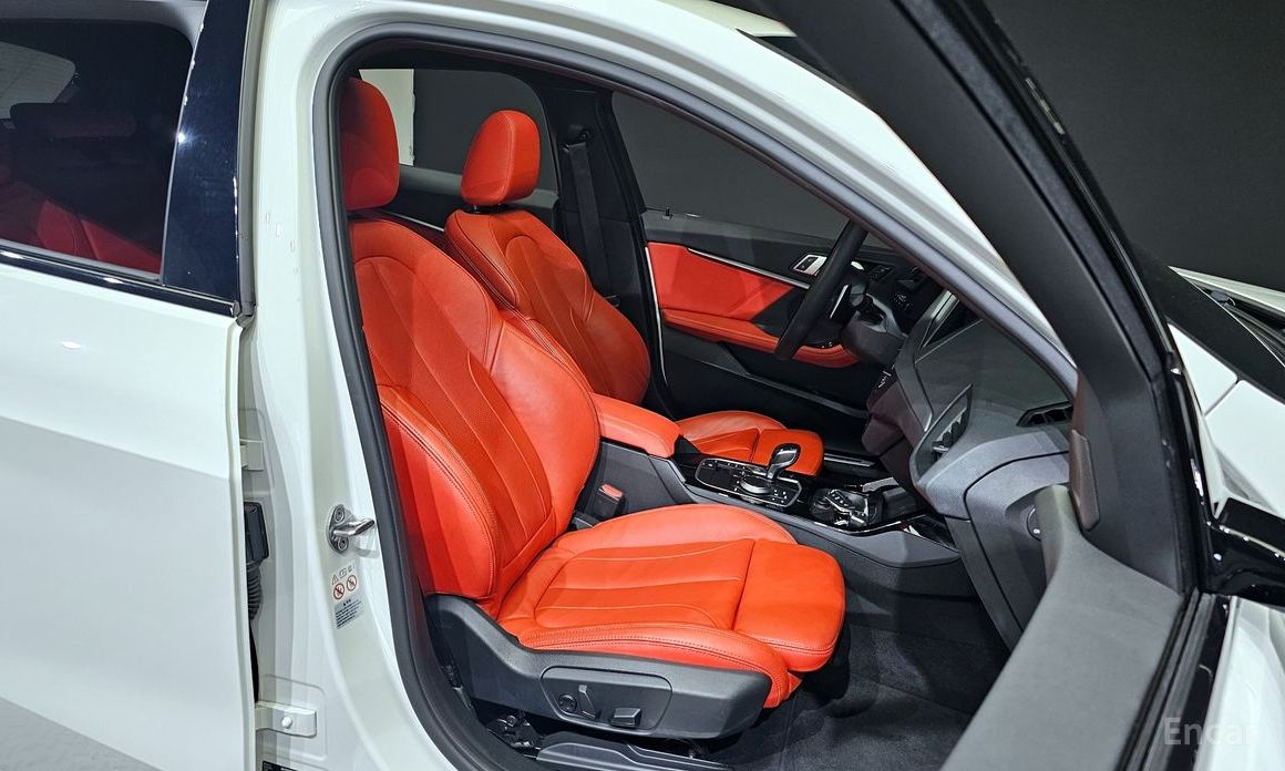 1 Series (F40) 118d M Sport 13