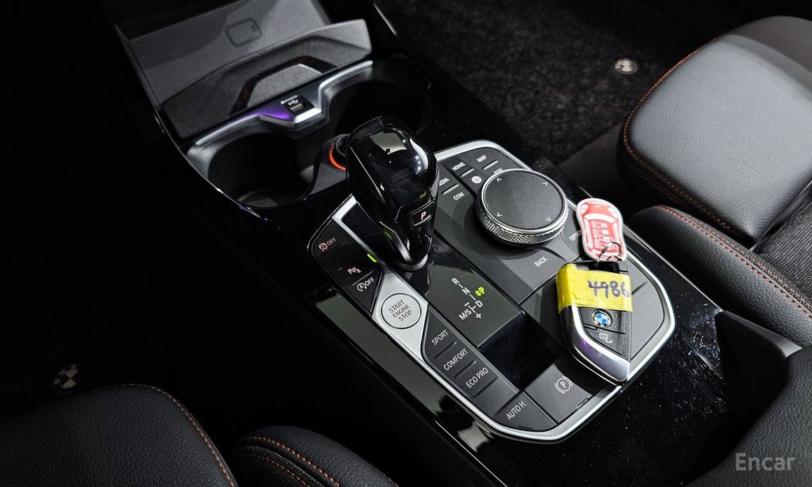 1 Series (F40) 118d Sport 10