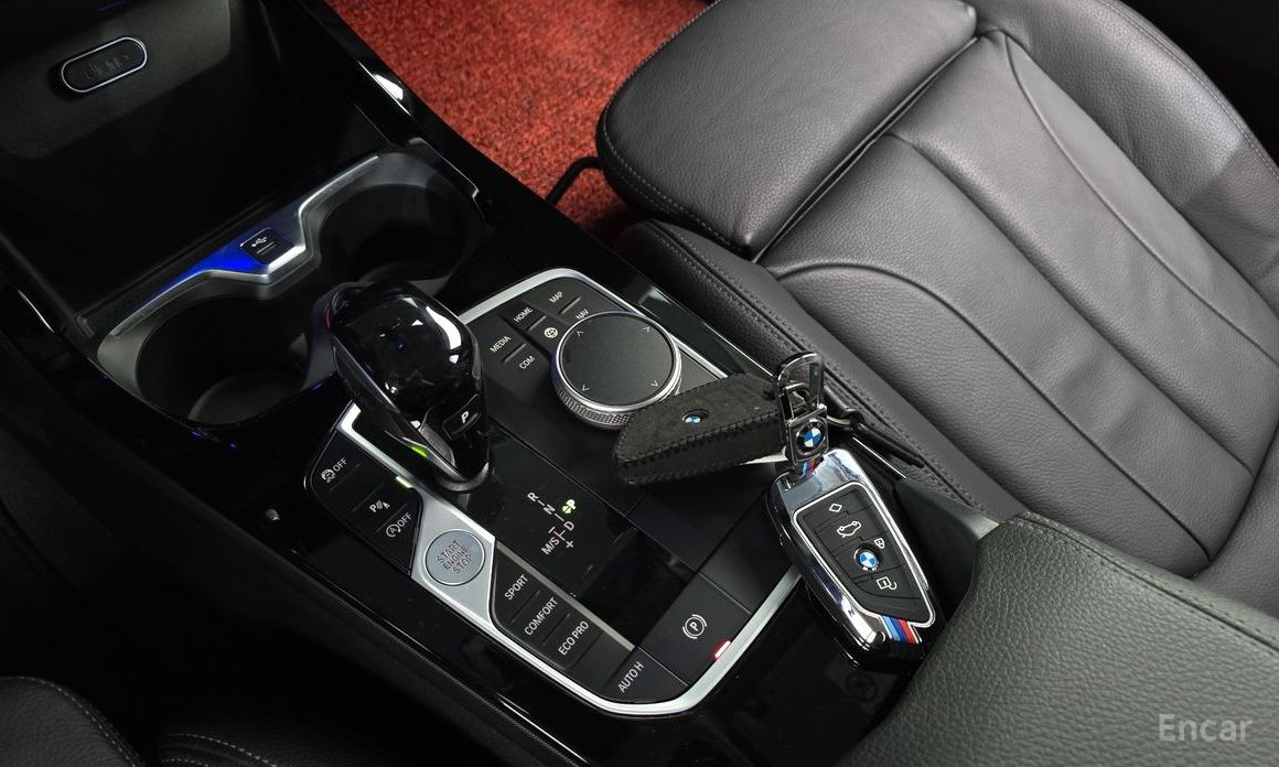1 Series (F40) 120i Advantage 10