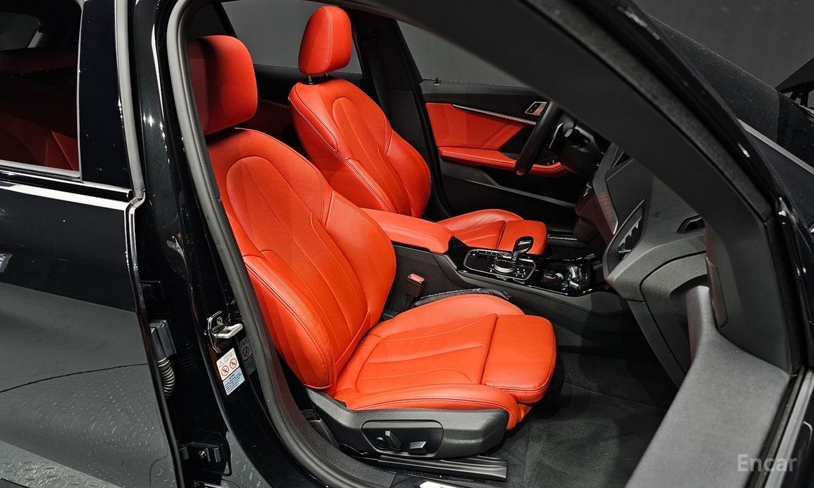 1 Series (F40) 120i M Sport 11
