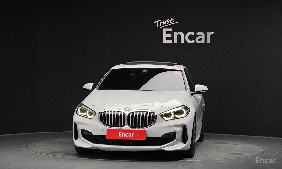 1 Series (F40) 120i M Sport 4