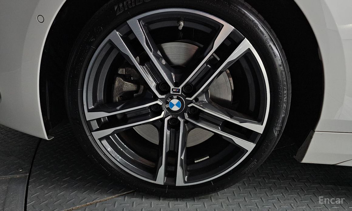 1 Series (F40) 120i M Sport 6