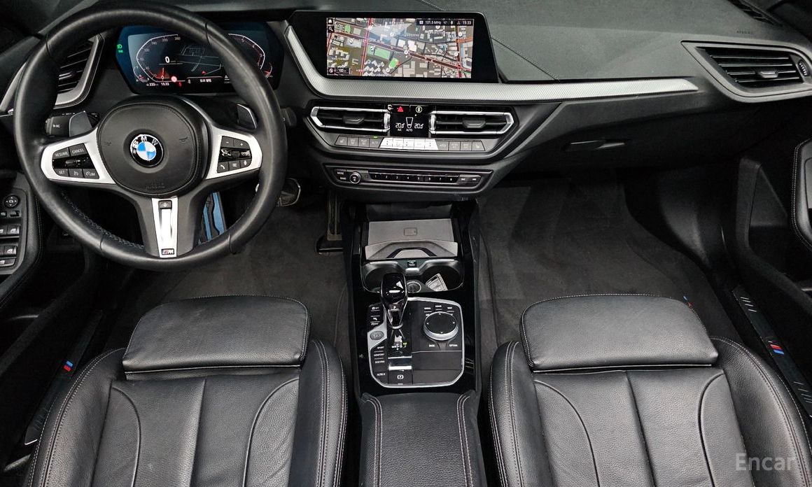 1 Series (F40) 120i M Sport 8