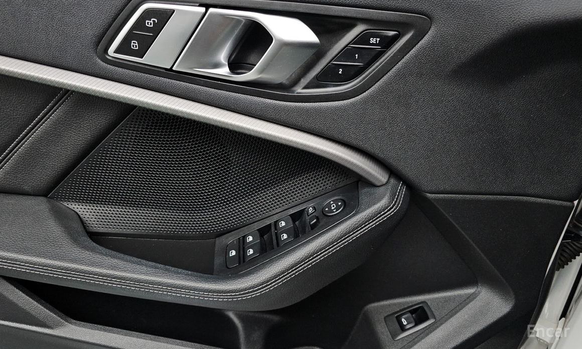 1 Series (F40) 120i M Sport 18