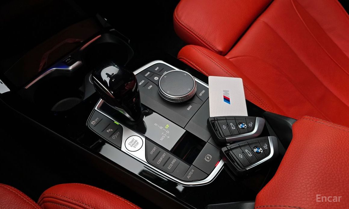 1 Series (F40) 120i M Sport 10