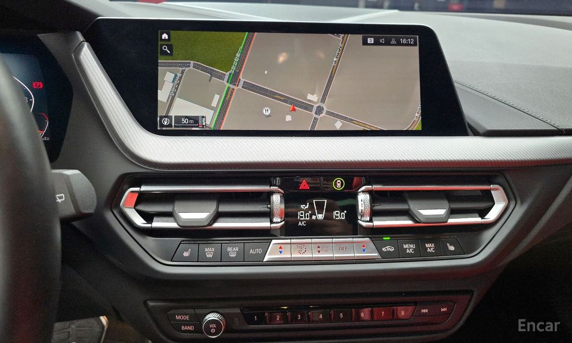 1 Series (F40) 120i M Sport 17