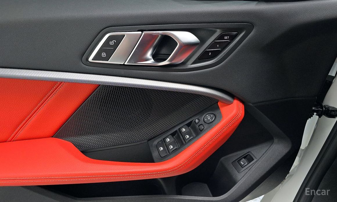 1 Series (F40) 120i M Sport 18