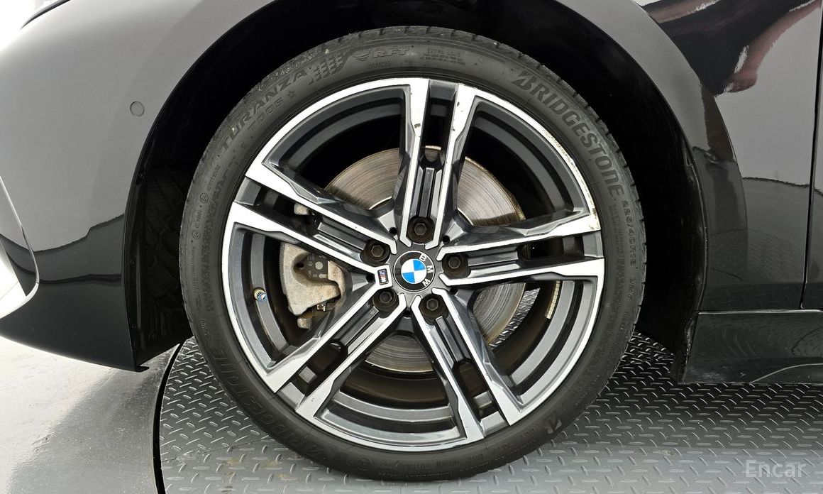 1 Series (F40) 120i M Sport 6