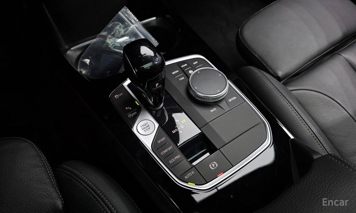 BMW 1 Series (F40) 120i M Sport №10