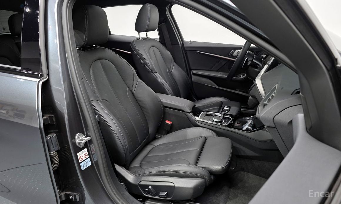 BMW 1 Series (F40) 120i M Sport №11