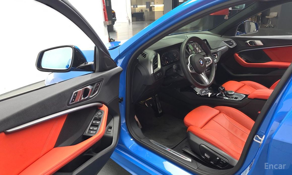 1 Series (F40) 120i M Sport 13