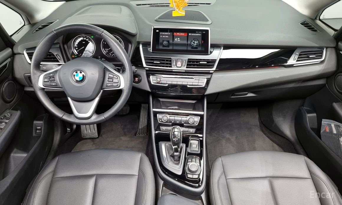 2 Series Active Tourer (F45)Advantage 8
