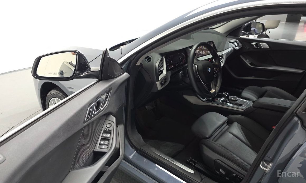 2 Series Gran Coupe (F44) 218d Advantage 12