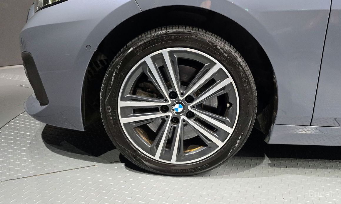 BMW 2 Series Gran Coupe (F44) 220i Advantage №6