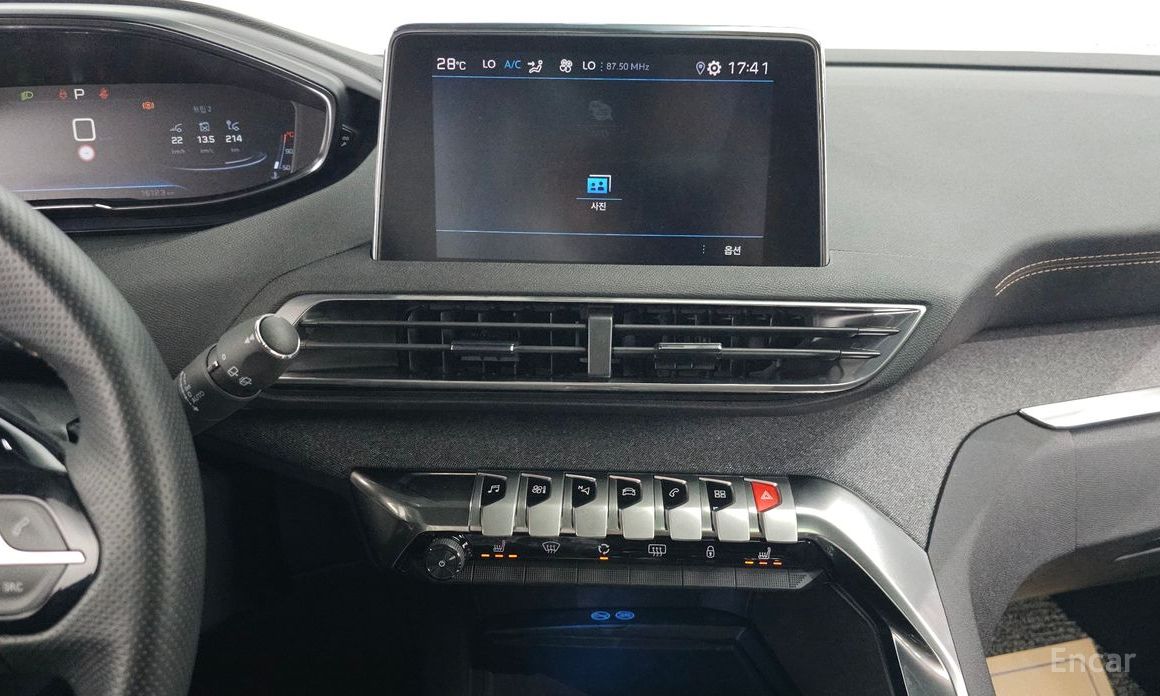 Peugeot 3008 2nd Generation 1.5 BlueHDi GT Line №15