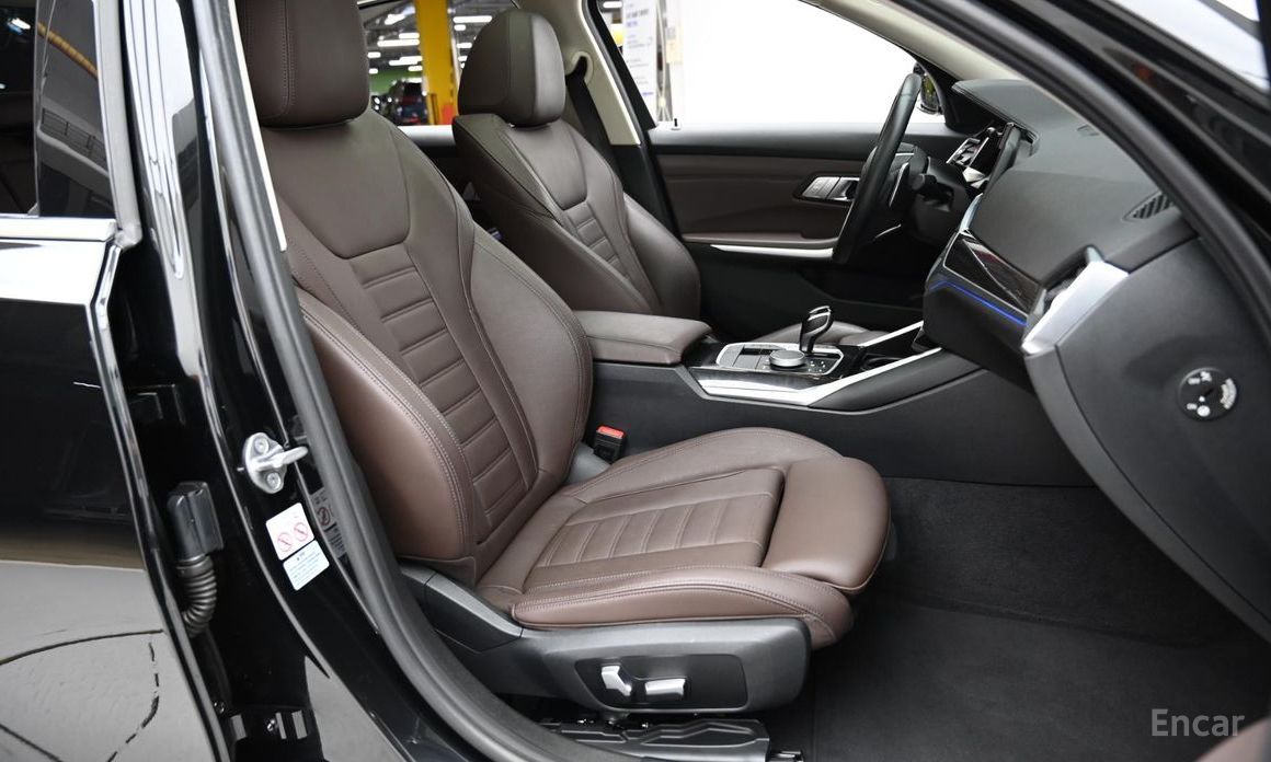 3 Series (G20)320D Luxury China Manufacturer 11