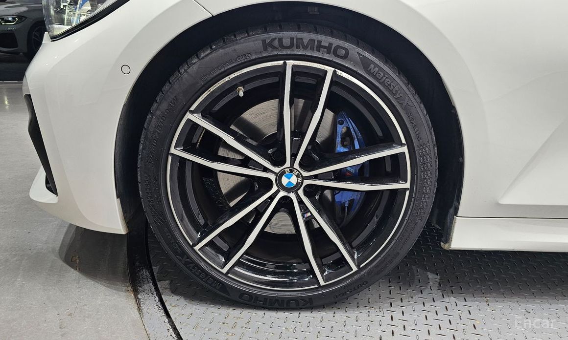 BMW 3 Series (G20)320d Touring M Sport №6