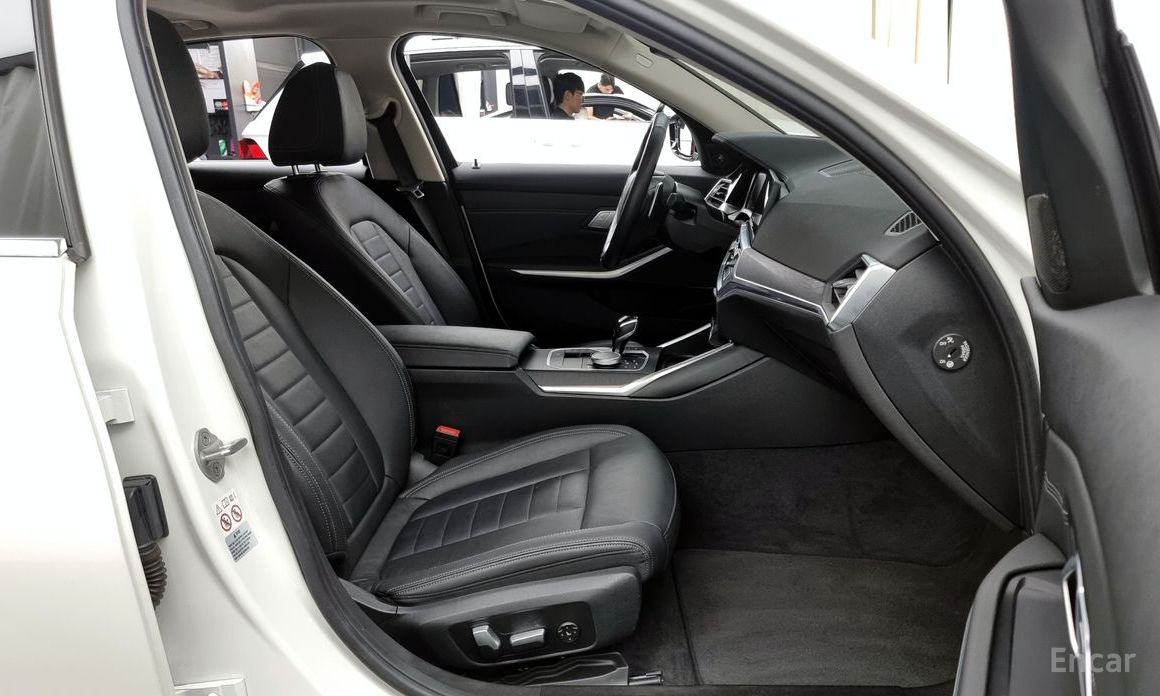 3 Series (G20)320i Luxury 12