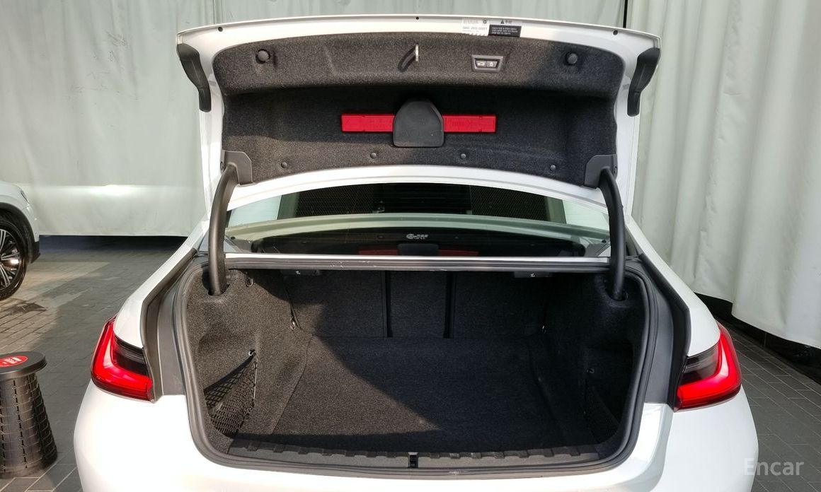 3 Series (G20)320i Luxury 21