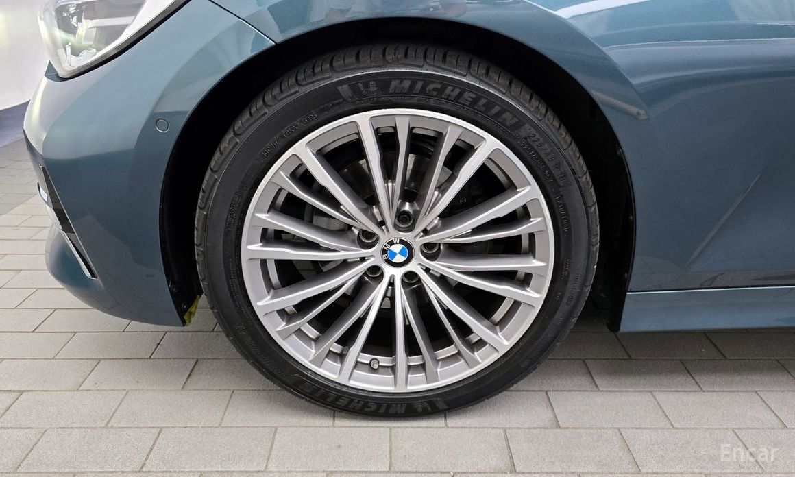 3 Series (G20)320i Luxury 6