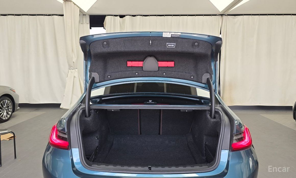 3 Series (G20)320i Luxury 21