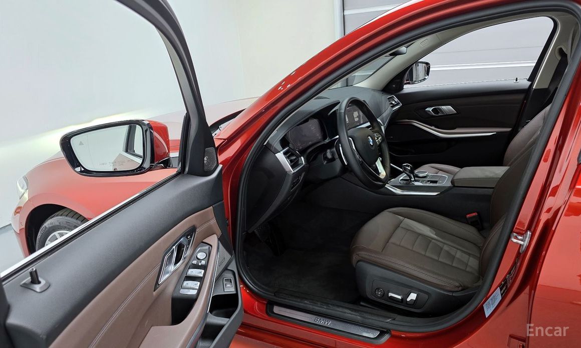 BMW 3 Series (G20)320i Luxury №12