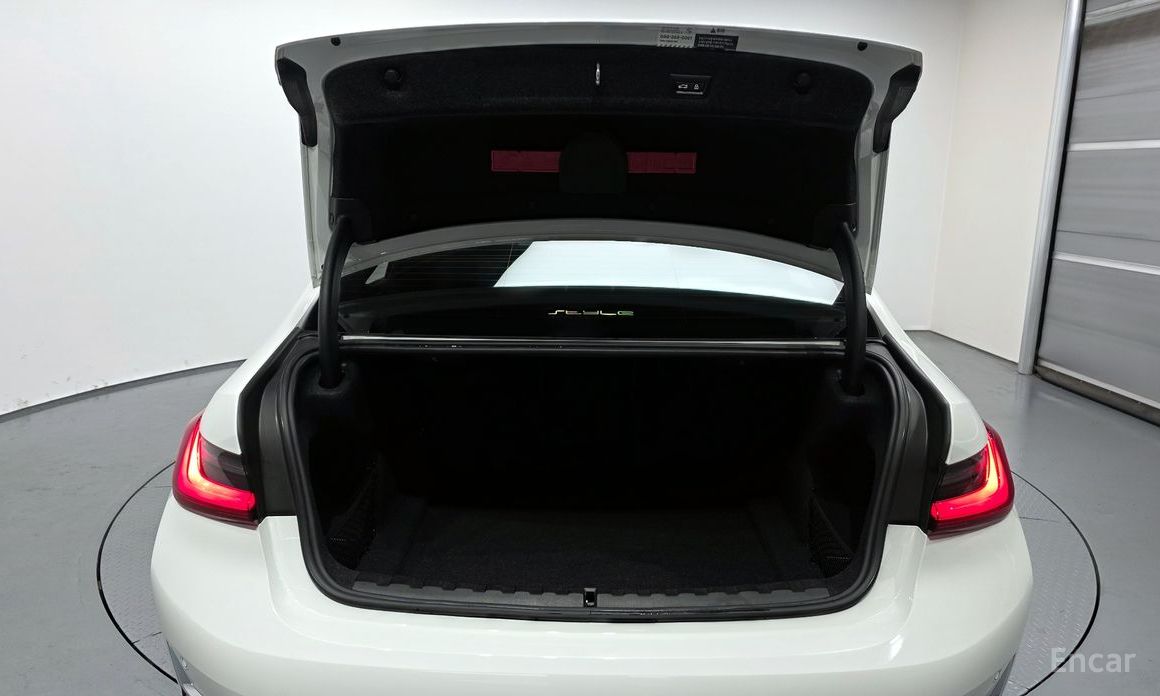 3 Series (G20)320i Luxury 21