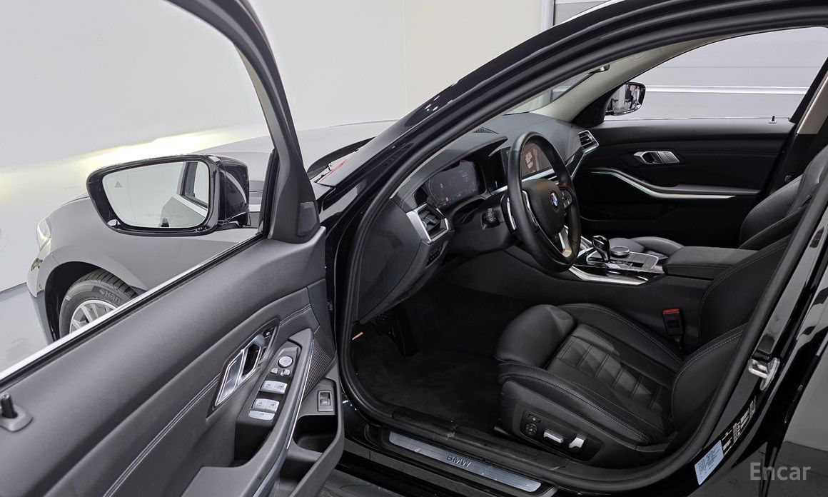 BMW 3 Series (G20)320i Luxury №12