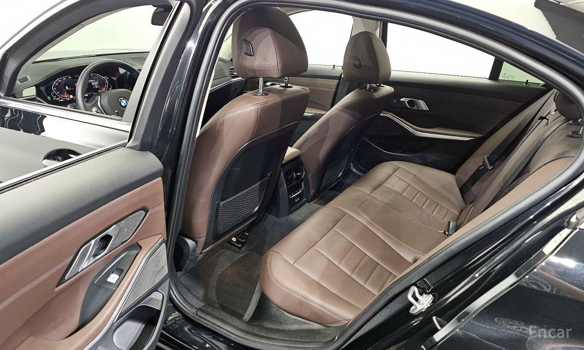 3 Series (G20)320i Luxury 12