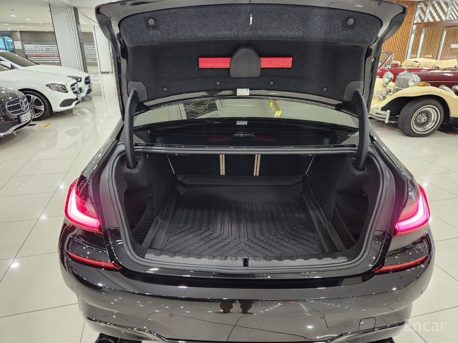 3 Series (G20)320i M Sport 18