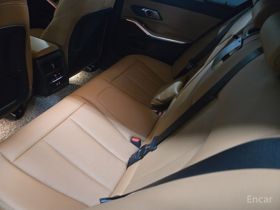 3 Series (G20)320i M Sport 11