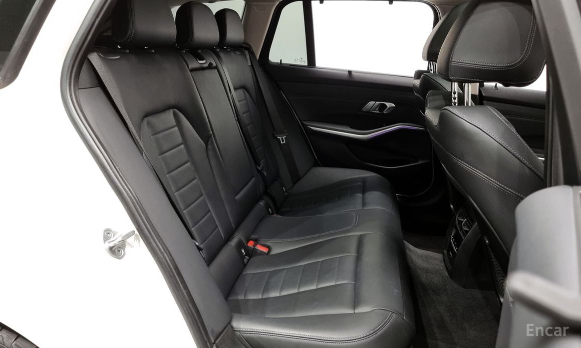 3 Series (G20)320i Touring Luxury 13