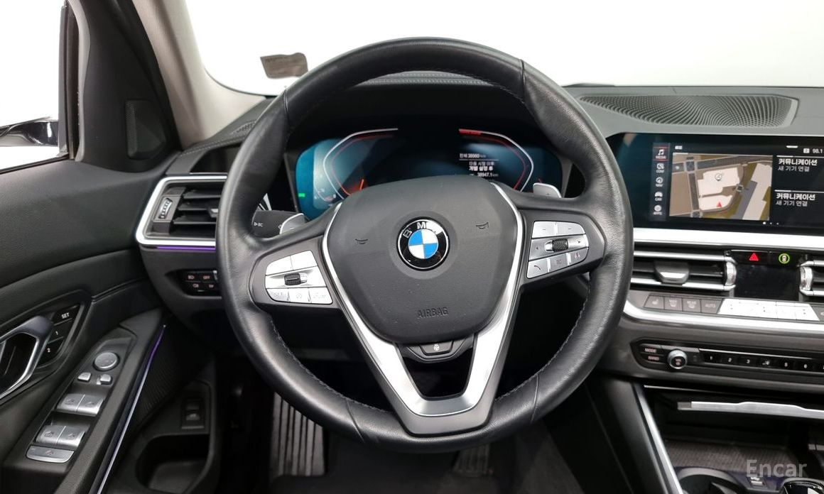 3 Series (G20)320i Touring Luxury 14