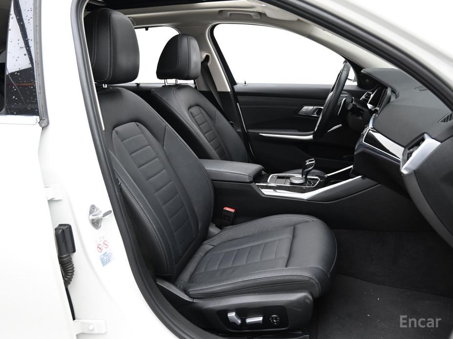 BMW 3 Series (G20)320i Touring Luxury №11