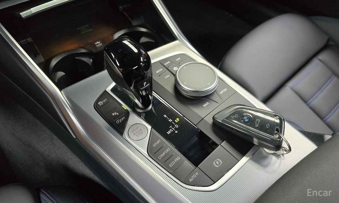 3 Series (G20)320i Touring M Sport 10