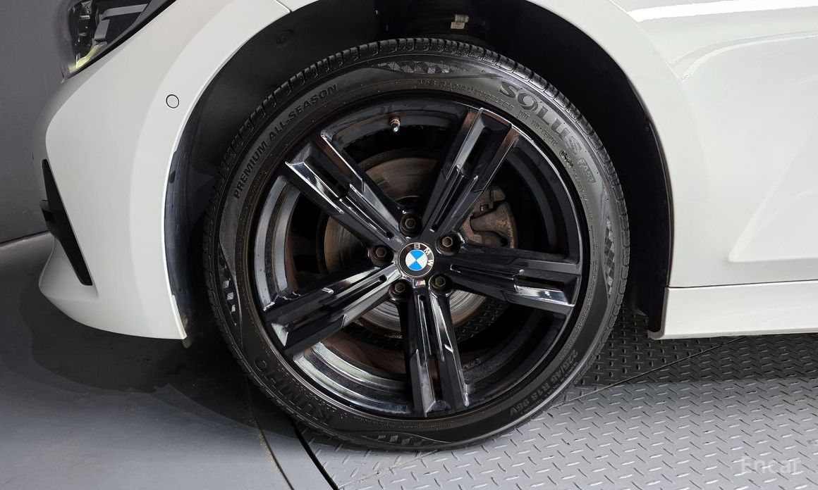 BMW 3 Series (G20) 320i №6