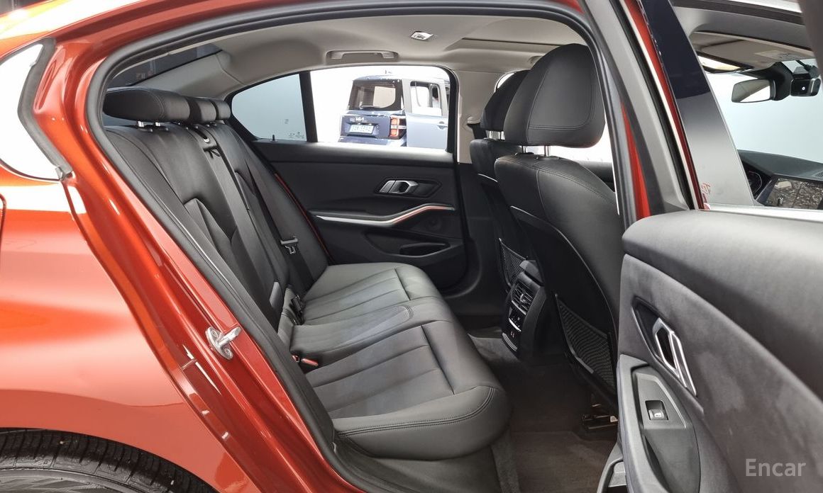 BMW 3 Series (G20) 320i №13