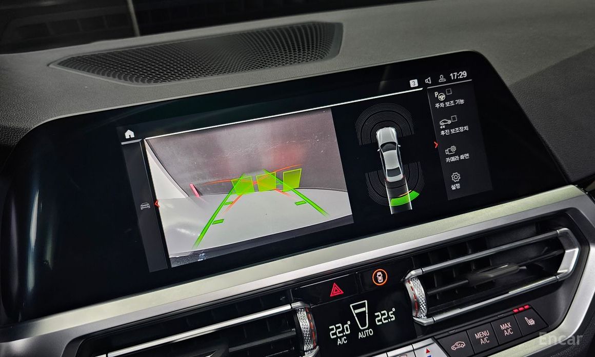 3 Series (G20) 320i 19
