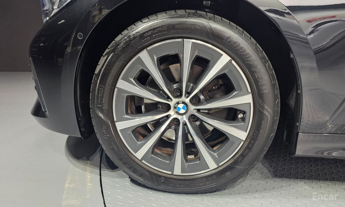 3 Series (G20) 320i 20