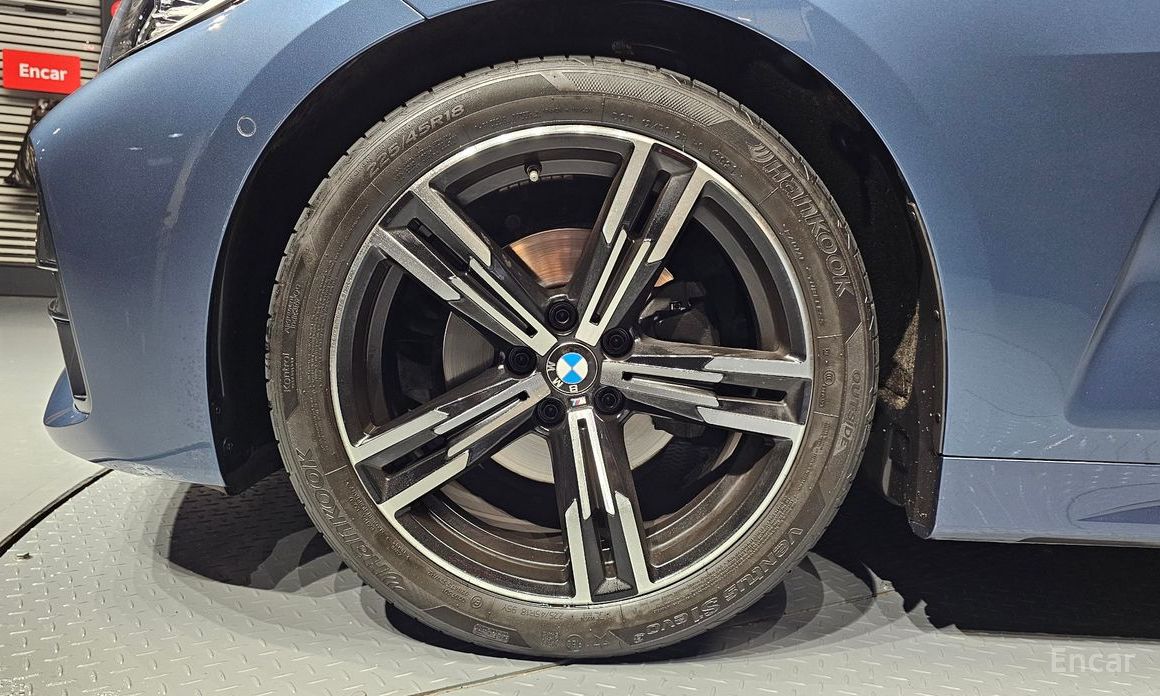 4 Series (G22) 420i M Sport Convertible China Manufacturer 6