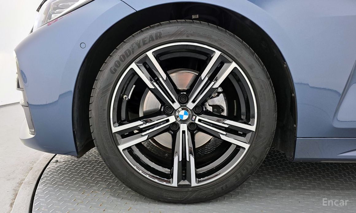 BMW 4 Series (G22) 420i M Sport Convertible China Manufacturer №6