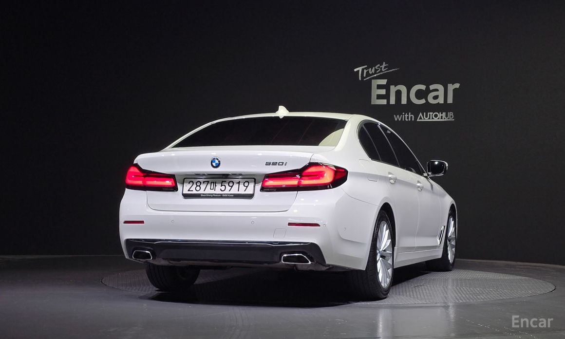 5 Series (G30)520i Luxury 5