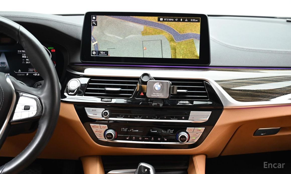 BMW 5 Series (G30)520i Luxury №15