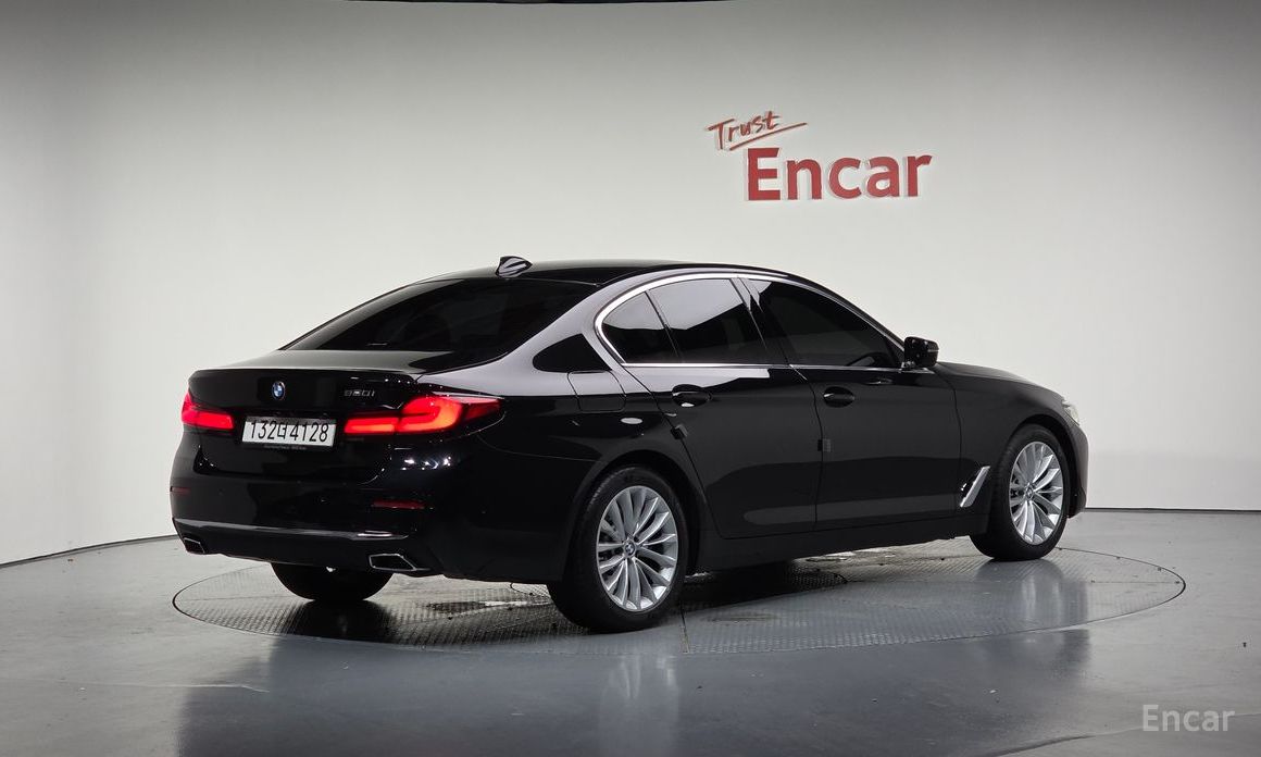 5 Series (G30)520i Luxury 2
