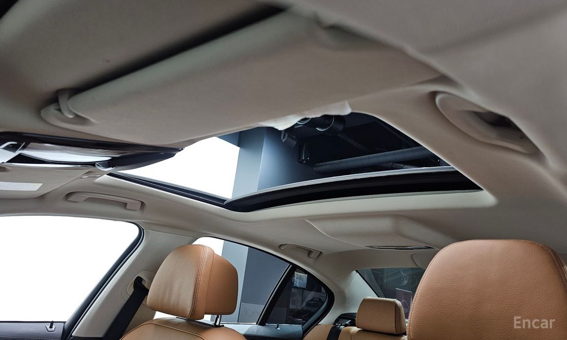 5 Series (G30)520i Luxury 18