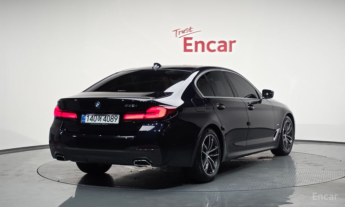 5 Series (G30)520i M Sport 3