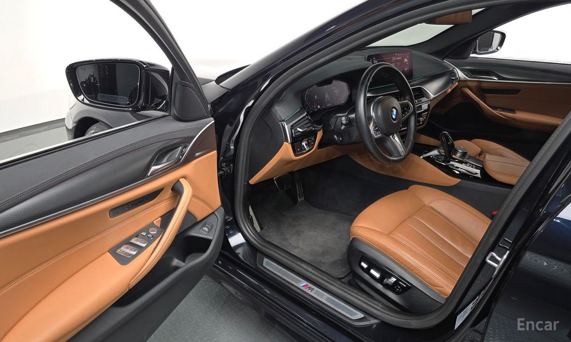5 Series (G30)520i M Sport 12